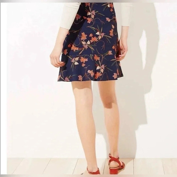 Loft Womens Floral Mini Skirt size XS petite - Picture 2 of 10